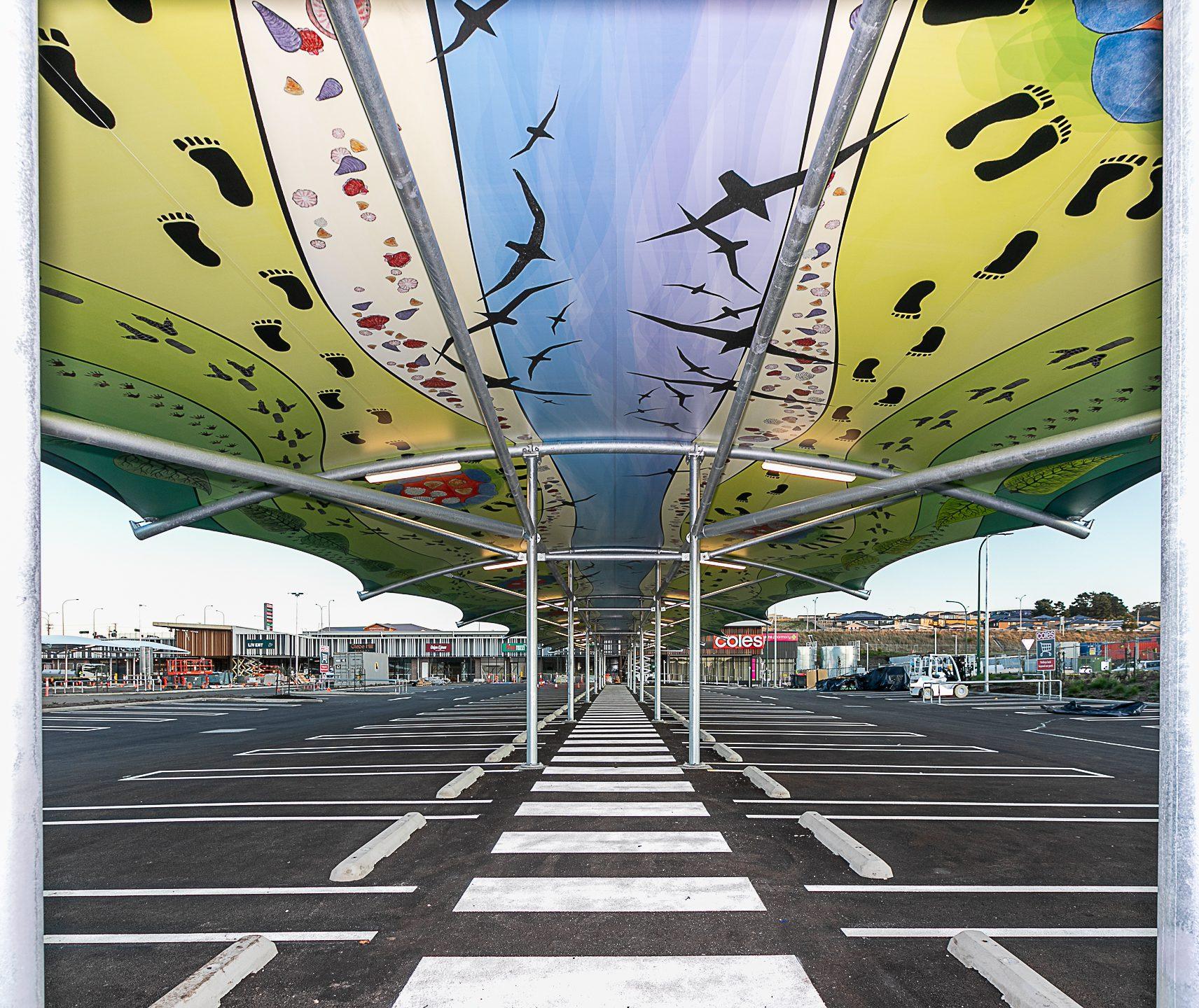 barefoot_Photographer_PR34_lge